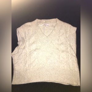 Sweater vest